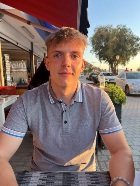 Profilbillede af Patryk E- ID: 1745406 - Billede nr: 657048