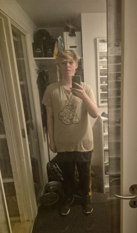 Profilbillede af Damien C- ID: 1745685 - Billede nr: 658575