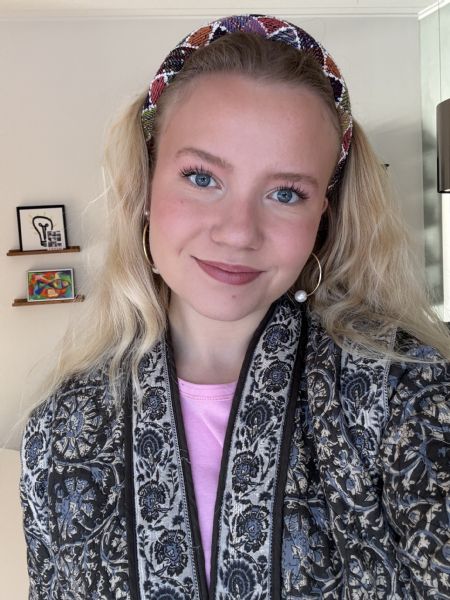 Profilbillede af Amalie M- ID: 1746146 - Billede nr: 660671