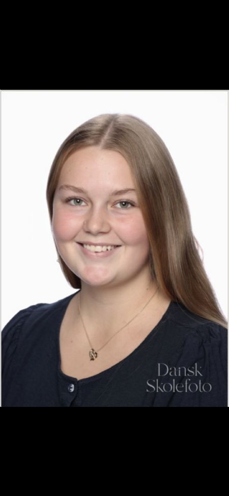 Profilbillede af Julie R- ID: 1746734 - Billede nr: 662927