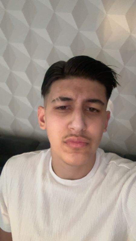 Profilbillede af Gyunergyulhangyuner- ID: 1746751 - Billede nr: 663011