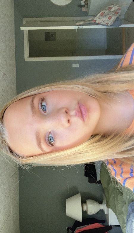 Profilbillede af Silja M- ID: 1747345 - Billede nr: 694022