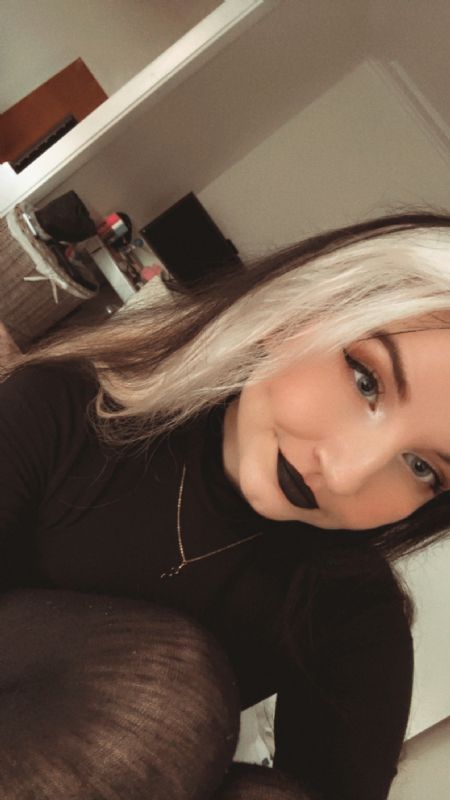 Profilbillede af Kirstine K- ID: 1747446 - Billede nr: 666183