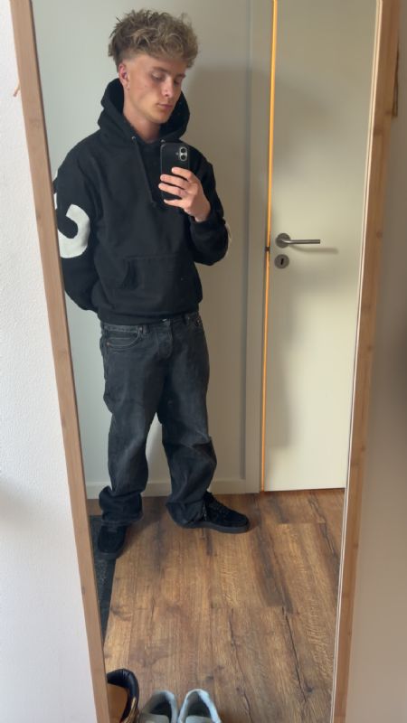 Profilbillede af Viktor L- ID: 1747651 - Billede nr: 667050