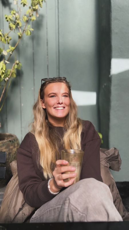 Profilbillede af Julie C- ID: 1747884 - Billede nr: 668050