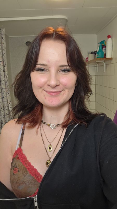 Profilbillede af Liv N- ID: 1748289 - Billede nr: 670095