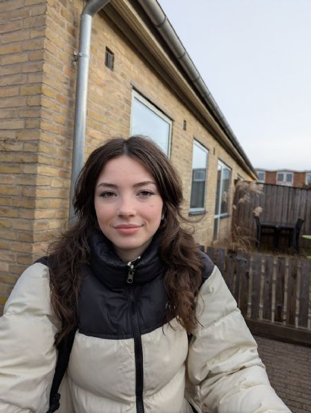 Profilbillede af Naomi M- ID: 1748362 - Billede nr: 670489
