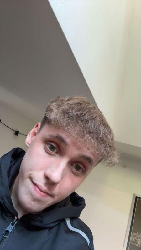 Profilbillede af Julian D- ID: 1748697 - Billede nr: 671631