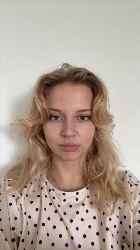Profilbillede af Julie P- ID: 1748725 - Billede nr: 693232
