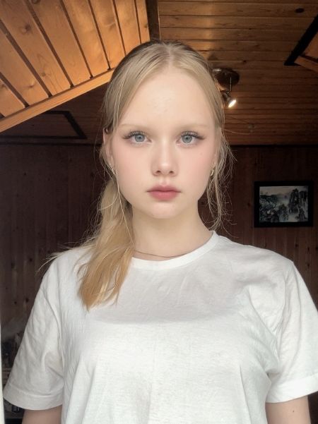 Profilbillede af Justine L- ID: 1749240 - Billede nr: 674027