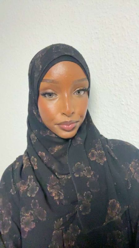 Profilbillede af Warda B- ID: 1749480 - Billede nr: 675015