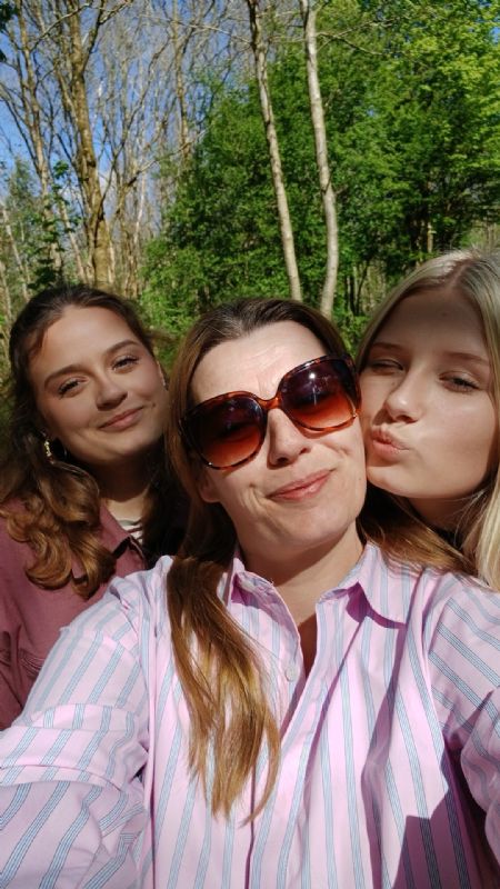 Profilbillede af Østergaard, Familieprofil - ID: 1749845 - Billede nr: 677308