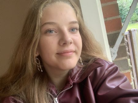 Profilbillede af Lærke B- ID: 1751355 - Billede nr: 689923