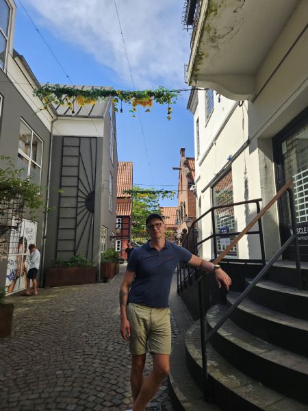 Profilbillede af Uladzislau R- ID: 1751425 - Billede nr: 685932