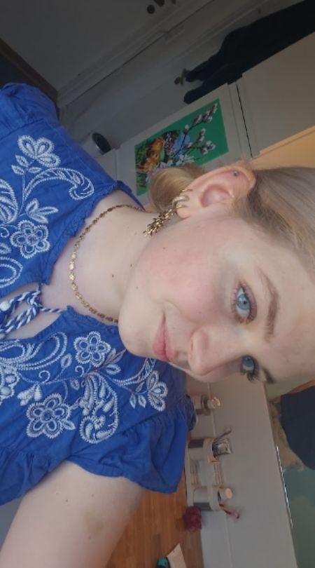 Profilbillede af Astrid N- ID: 1752280 - Billede nr: 690610