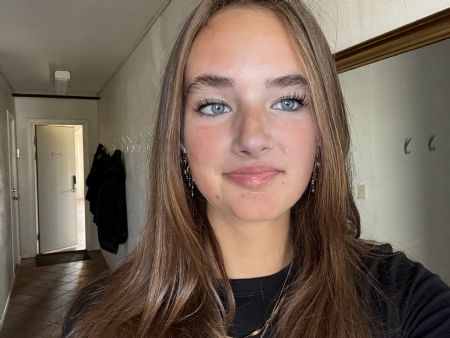 Profilbillede af Eline F- ID: 1752588 - Billede nr: 692125