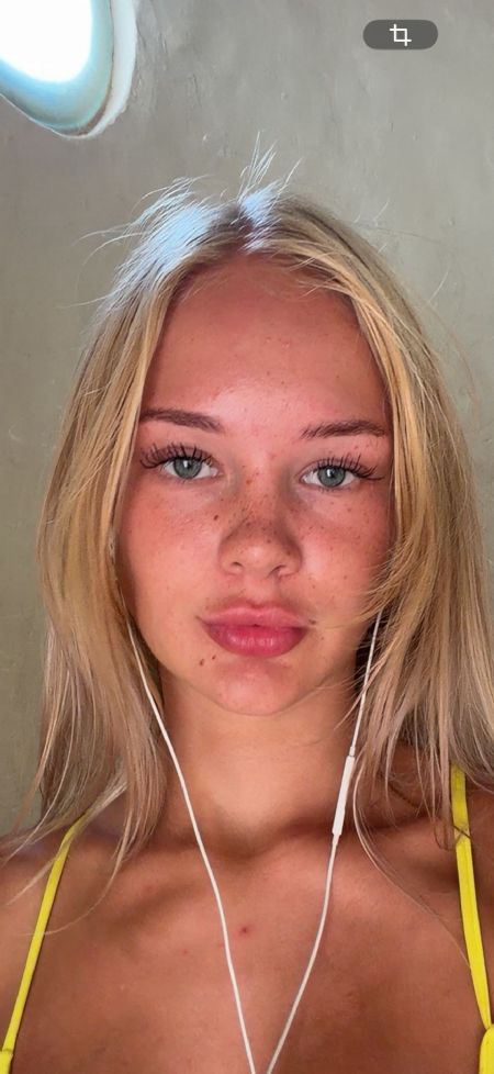 Profilbillede af Clara L- ID: 1752830 - Billede nr: 693340