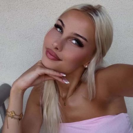 Profilbillede af Louise J- ID: 1753743 - Billede nr: 696451