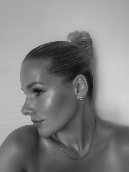 Profilbillede af Julie T- ID: 79513 - Billede nr: 628520